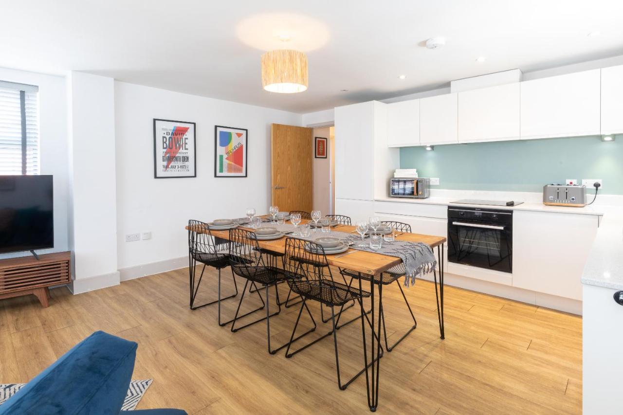 X-Large Two Bedroom & Two Bathroom Apartment With Free Evening Parking Σαουθάμπτον Εξωτερικό φωτογραφία