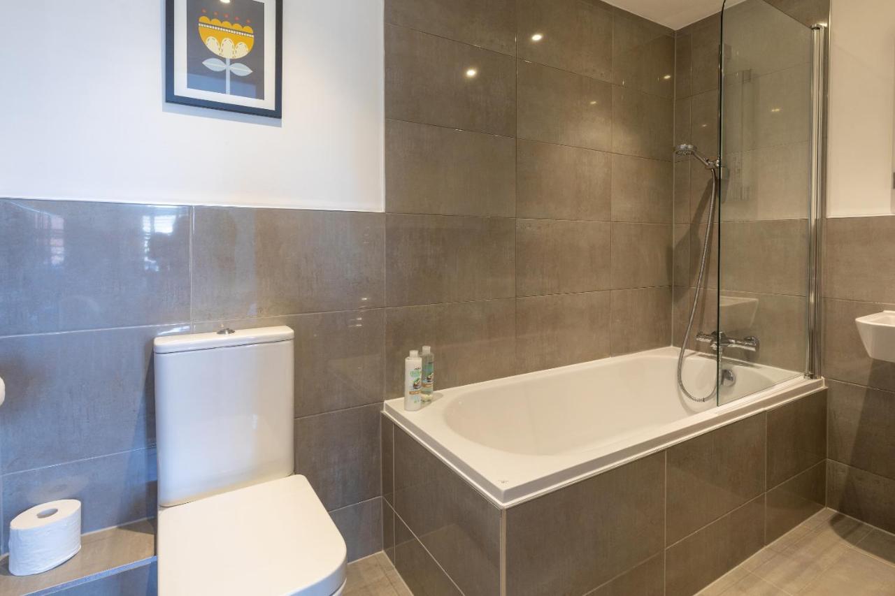 X-Large Two Bedroom & Two Bathroom Apartment With Free Evening Parking Σαουθάμπτον Εξωτερικό φωτογραφία