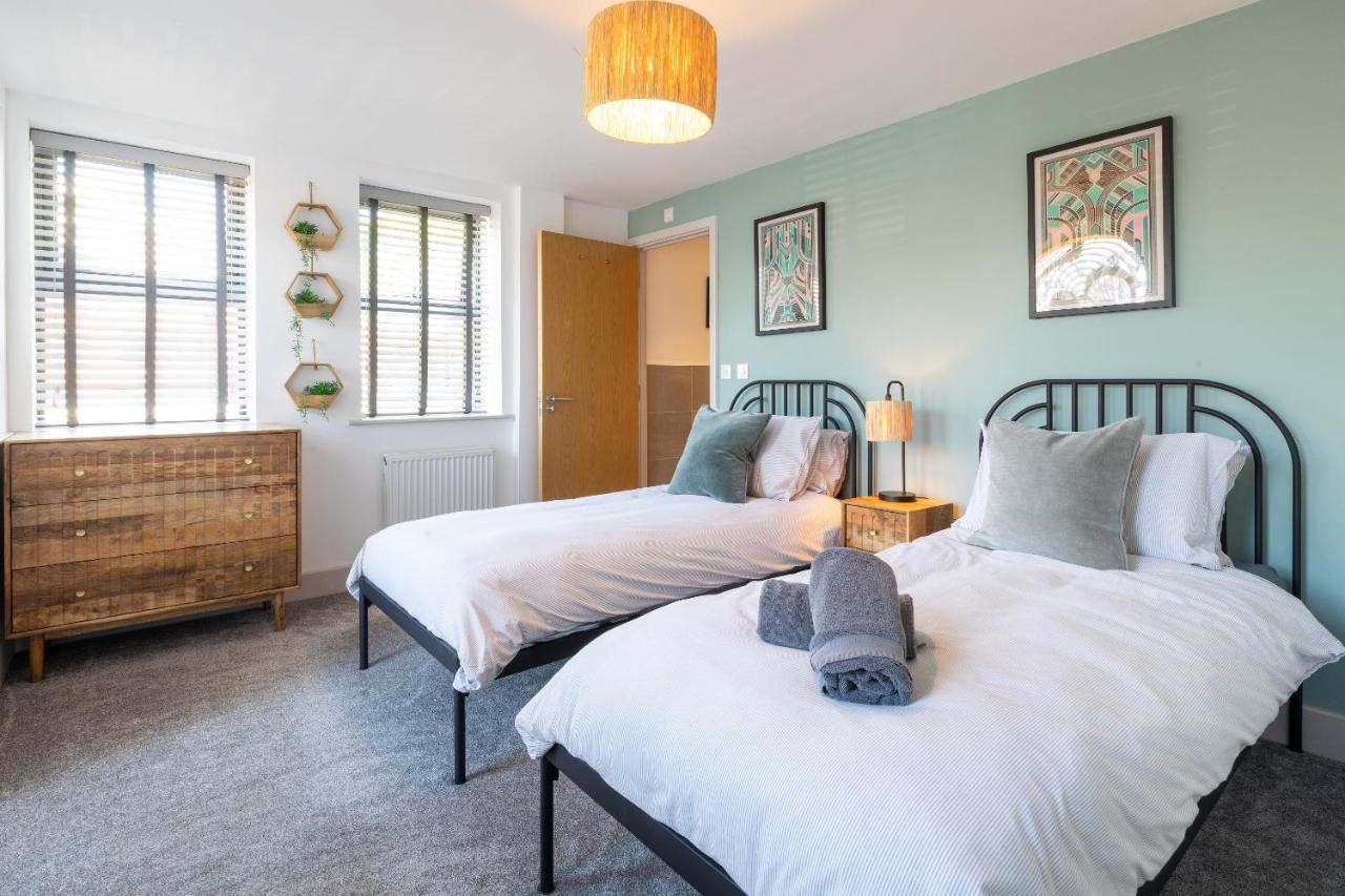 X-Large Two Bedroom & Two Bathroom Apartment With Free Evening Parking Σαουθάμπτον Εξωτερικό φωτογραφία